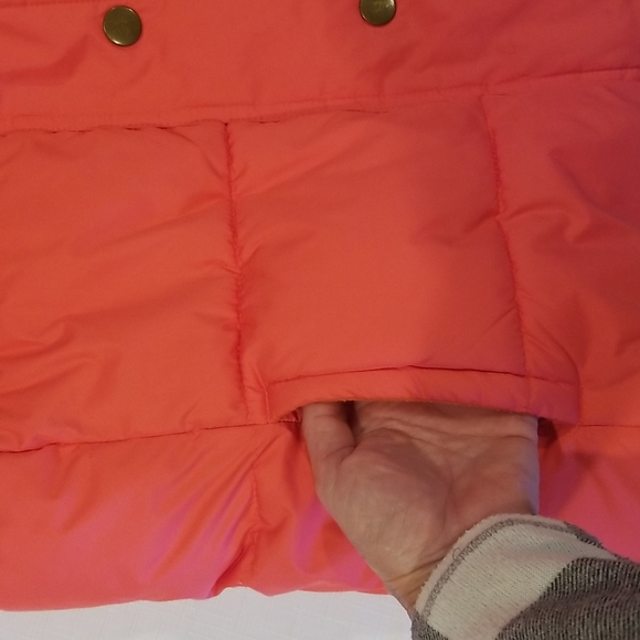 Old Navy Vest -M - Picture 4 of 10